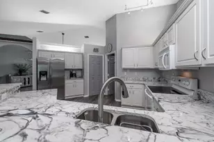 8173 SE Carlton St, Hobe Sound, FL 33455 - Photo 13