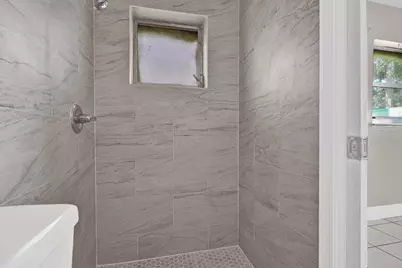 7010-7012 NW 78th Avenue, Tamarac, FL 33321 - Photo 23