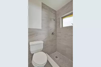 7010-7012 NW 78th Avenue, Tamarac, FL 33321 - Photo 25