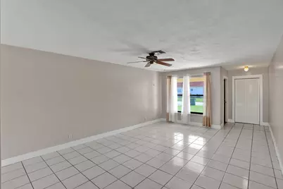 7010-7012 NW 78th Avenue, Tamarac, FL 33321 - Photo 9