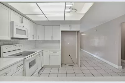 7010-7012 NW 78th Avenue, Tamarac, FL 33321 - Photo 13