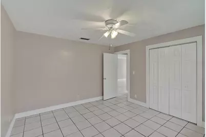 7010-7012 NW 78th Avenue, Tamarac, FL 33321 - Photo 29
