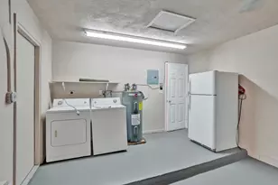 7010-7012 NW 78th Ave, Tamarac, FL 33321 - Photo 35