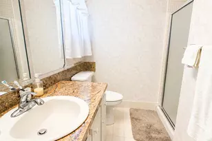 1266 NW 82nd Ave, Plantation, FL 33322 - Photo 11
