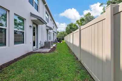 1807 SE Ocean Cove Way, Stuart, FL 34996 - Photo 31