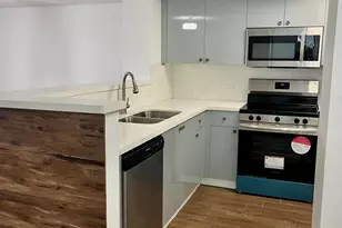 631 SW 111th Ln, Pembroke Pines, FL 33025 - Photo 3