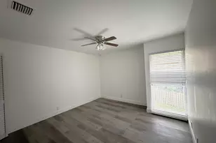 855 NW 80th Way, Plantation, FL 33324 - Photo 5
