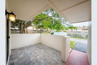 855 NW 80th Way #6, Plantation, FL 33324 - Photo 9
