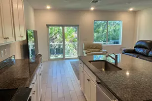 791 NE Trailside Run, Port Saint Lucie, FL 34983 - Photo 3