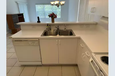 16323 SW 6th Street, Pembroke Pines, FL 33027 - Photo 15