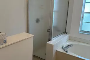 16323 SW 6th St, Pembroke Pines, FL 33027 - Photo 21