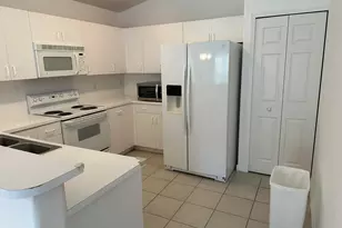 16323 SW 6th St, Pembroke Pines, FL 33027 - Photo 13