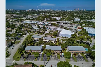 2130 NE 9th Avenue, Wilton Manors, FL 33305 - Photo 45