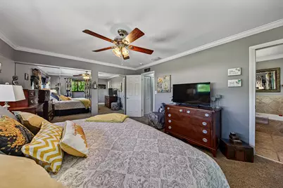 2130 NE 9th Avenue, Wilton Manors, FL 33305 - Photo 29