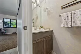 2130 NE 9th Ave, Wilton Manors, FL 33305 - Photo 19