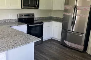 6050 Pecan Cir, Labelle, FL 33935 - Photo 9