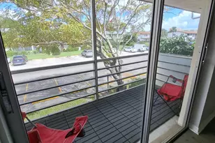 42 Norwich B, West Palm Beach, FL 33417 - Photo 9