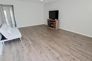 42 Norwich B, West Palm Beach, FL 33417 - Photo 5