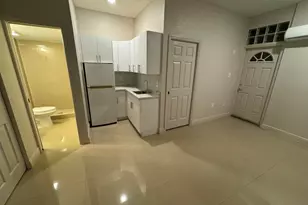 9033 NW 174th St, Hialeah, FL 33018 - Photo 5