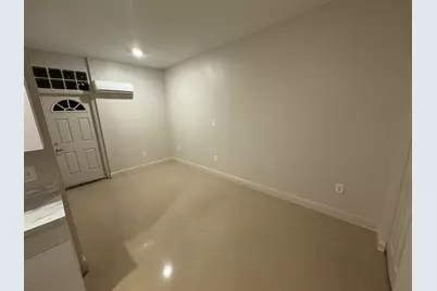9033 NW 174th Street #Studio, Hialeah, FL 33018 - Photo 3