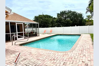 1076 SW 26th Terrace, Deerfield Beach, FL 33442 - Photo 5