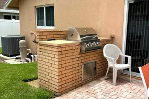 1076 SW 26th Terrace, Deerfield Beach, FL 33442 - Photo 13