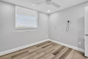 689 NE 6th Ct, Boynton Beach, FL 33435 - Photo 29