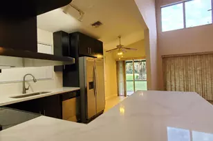 7342 Pinewalk Dr S, Margate, FL 33063 - Photo 9