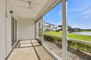 1023 Guildford, Boca Raton, FL 33434 - Photo 13