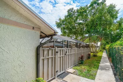 8912 Thumbwood Circle #B, Boynton Beach, FL 33436 - Photo 27