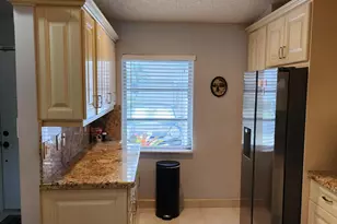 8951 Sunnywood Pl, Boca Raton, FL 33496 - Photo 9