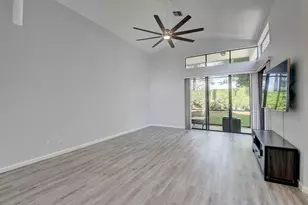 10201 Lexington Lakes Blvd N, Boynton Beach, FL 33436 - Photo 3