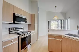 10201 Lexington Lakes Blvd N, Boynton Beach, FL 33436 - Photo 11