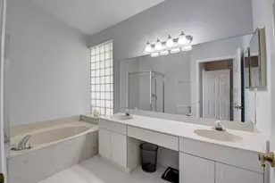 10201 Lexington Lakes Blvd N, Boynton Beach, FL 33436 - Photo 19