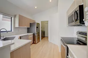 10201 Lexington Lakes Blvd N, Boynton Beach, FL 33436 - Photo 7