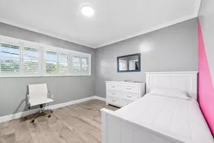 900 SW 12th St, Fort Lauderdale, FL 33312 - Photo 11