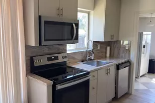 2648 Washington St, Hollywood, FL 33020 - Photo 11