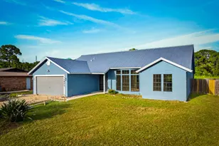 4802 Sunset Blvd, Fort Pierce, FL 34982 - Photo 3