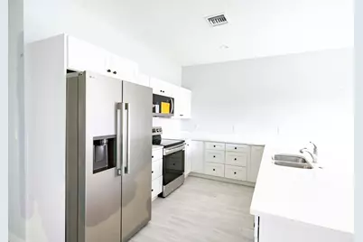 1125 11th Court SW, Vero Beach, FL 32962 - Photo 3
