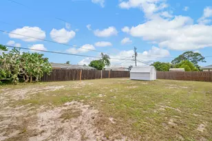 1098 SW Janette Ave, Port Saint Lucie, FL 34953 - Photo 23