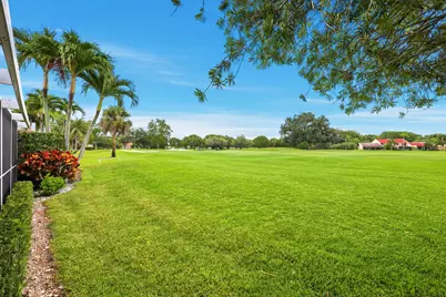 2 Monterey Pointe Drive, Palm Beach Gardens, FL 33418 - Photo 41
