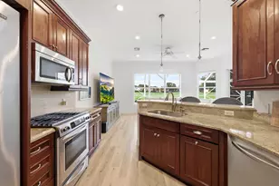 2 Monterey Pointe Dr, Palm Beach Gardens, FL 33418 - Photo 11
