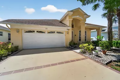 562 NW Lambrusco Drive, Port Saint Lucie, FL 34986 - Photo 1