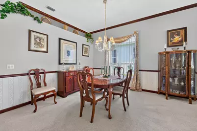 562 NW Lambrusco Drive, Port Saint Lucie, FL 34986 - Photo 9