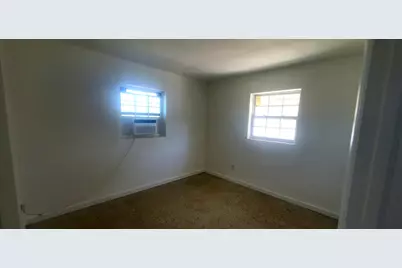 161 SW 6th Court SW, Vero Beach, FL 32962 - Photo 25