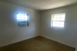 161 SW 6th Ct SW, Vero Beach, FL 32962 - Photo 25