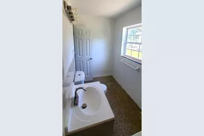 161 SW 6th Court SW, Vero Beach, FL 32962 - Photo 29