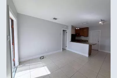 1023 NW 1st Avenue #Apt.4, Fort Lauderdale, FL 33311 - Photo 3