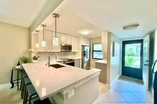 22148 Palms Way, Boca Raton, FL 33433 - Photo 7