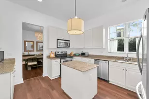 212 W Bay Cedar Cir, Jupiter, FL 33458 - Photo 15